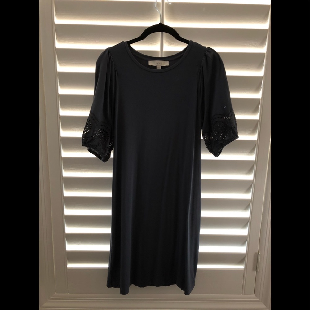 LOFT Size XS Eyelet Cuff Tee Dress